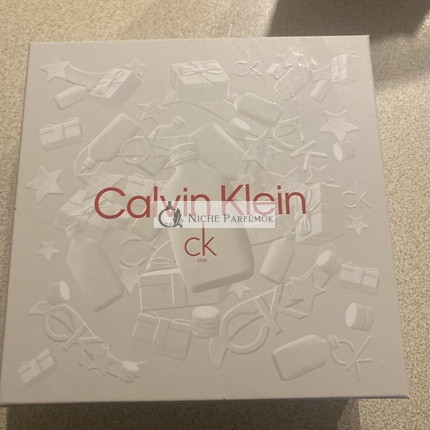 Calvin Klein One 2022 - Darčeková sada s 50ml Eau De Toilette a 100ml Sprchovým gélom