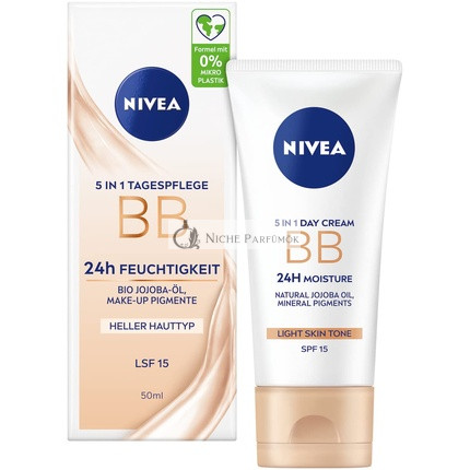 NIVEA 5 V 1 Denný Krém BB 24h Hydratácia SPF 15 Pre Svetlé Typy Pleti s Organickým Jojobovým Olejom a Pigmentami na Make-up