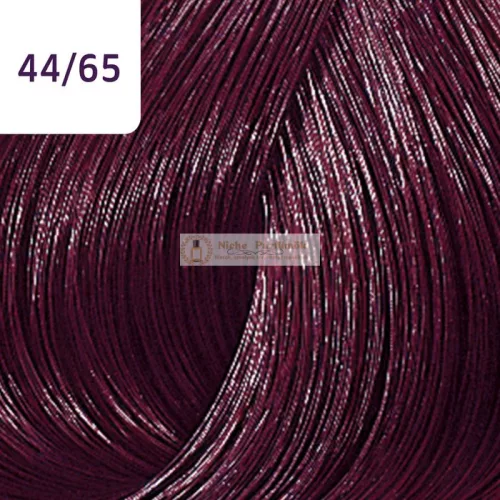 Wella Professionals Color Touch Vibrant Reds profesionálna demi-permanentná farba na vlasy s multi-rozmernym efektom 44/65 60 ml