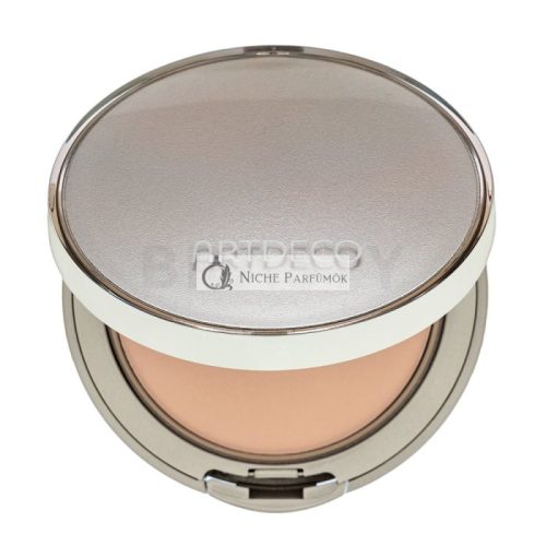 Artdeco Hydra Mineral Compact Foundation minerálny ochranný make-up pre zjednotenú a rozjasnenú pleť 60 Light Beige 10 g