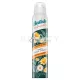 Batiste Naturally Green Tea & Chamomile suchý šampón pre rýchlo mastiace sa vlasy 200 ml