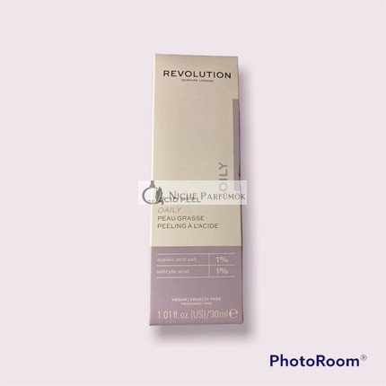Revolution Skincare Denné peelingové riešenie pre mastnú pleť 30ml