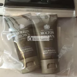   Molton Brown Ylang-Ylang Uzavretá Darčeková Sada 2 x 30ml Telové Mlieko