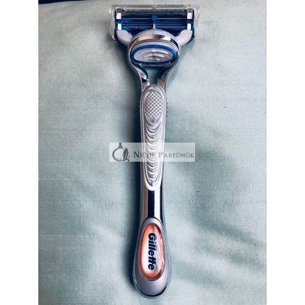 Gillette SkinGuard Holiaci stroj pre citlivú pokožku + čepel
