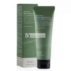   BENTON Deep Green Tea Cleansing Foam - Zúženie pórusov a čistiaci prostriedok na tvár pre mastnú a citlivú pleť